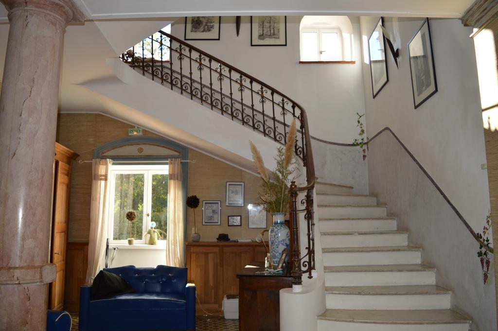 Chateau La Roque Margaux Hotel Servian Exterior photo